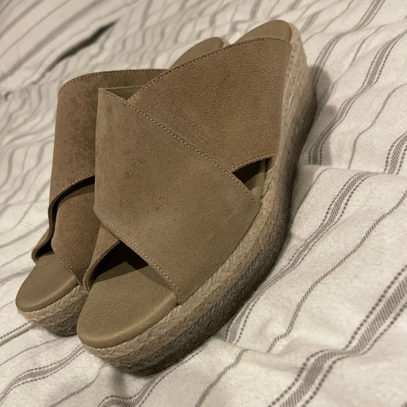 Espadrille type wedges - Picture 2 of 4